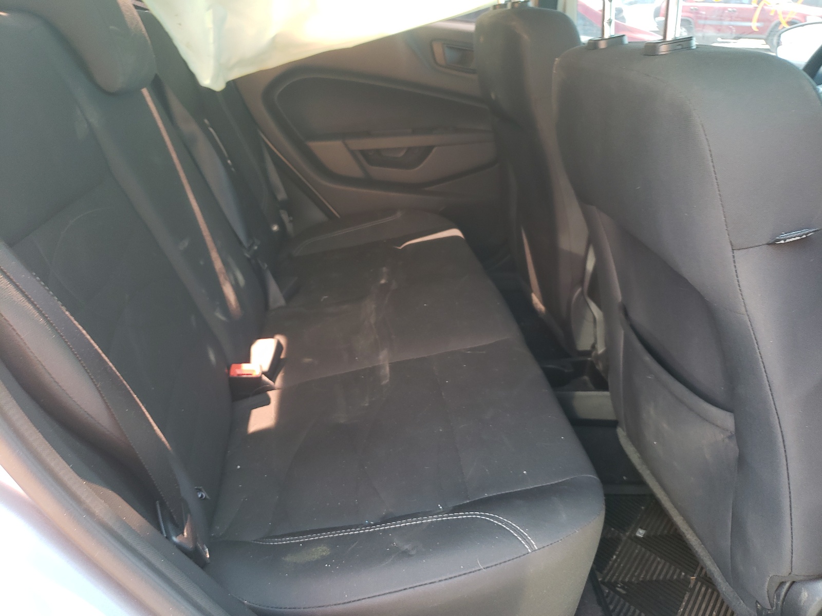 Photo 6 from auction – 2019 FORD FIESTA SE with VIN 3FADP4BJ4KM101526