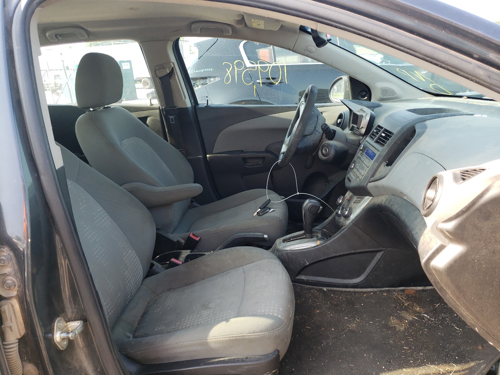 Foto 5 de la subasta – 2013 CHEVROLET SONIC LS con VIN 1G1JA6SH4D4166178