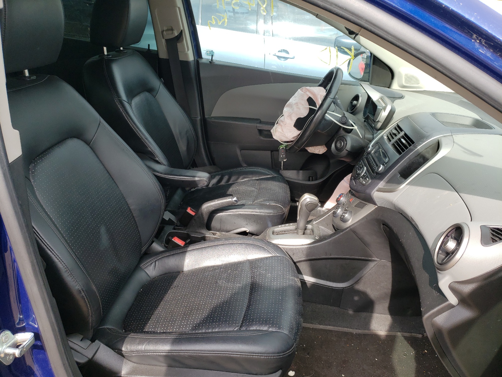 Photo 5 from auction – 2012 CHEVROLET SONIC LTZ with VIN 1G1JE5SB0C4195847