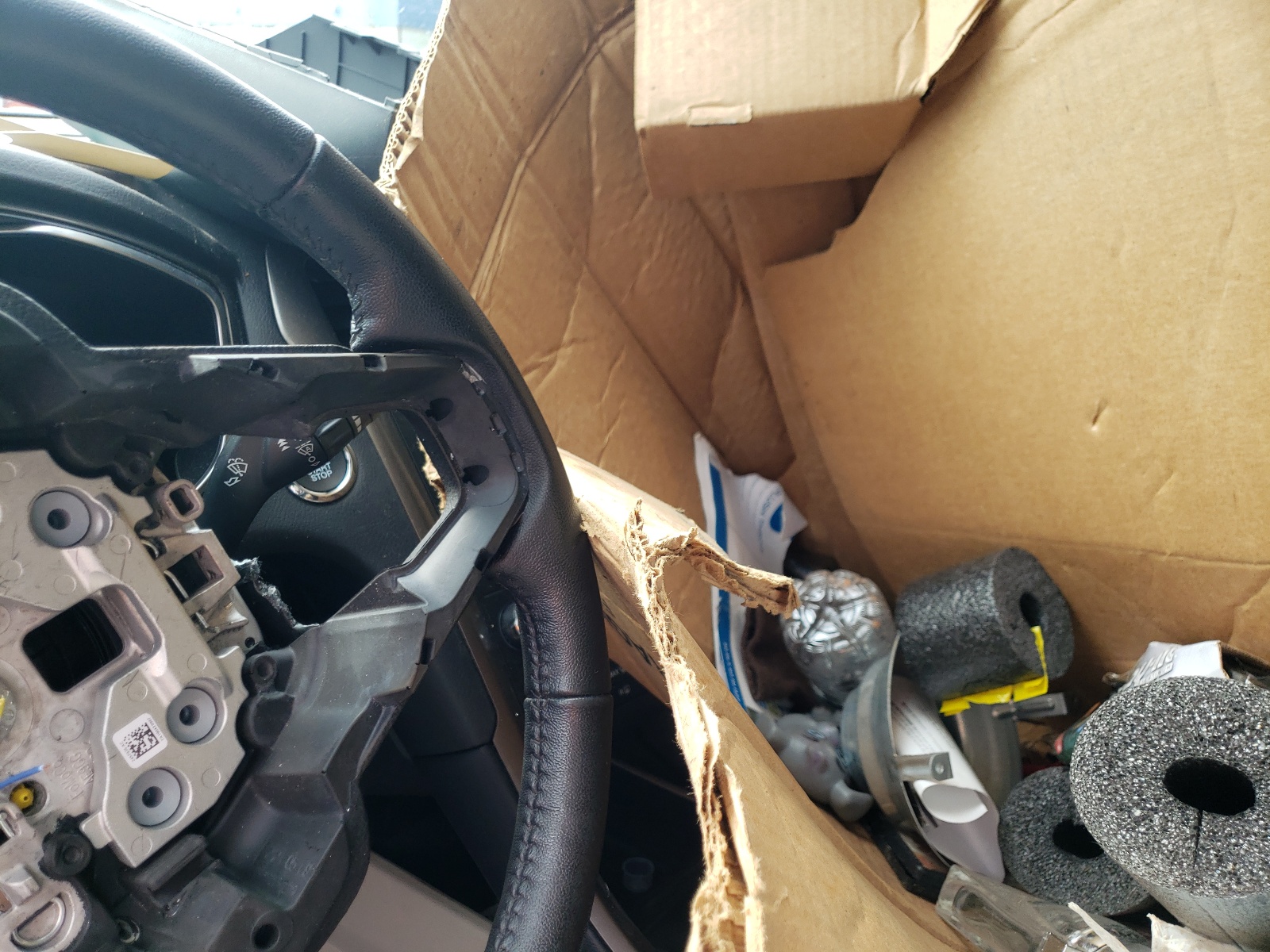 Photo 10 from auction – 2019 FORD FUSION SEL with VIN 3FA6P0MU9KR264166