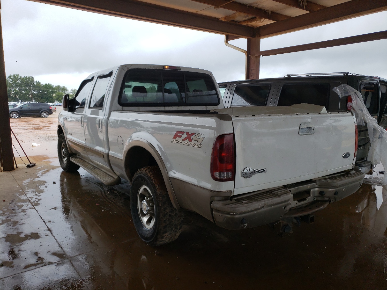 Photo 3 from auction – 2003 FORD F250 SUPER with VIN 1FTNW21P23ED57263