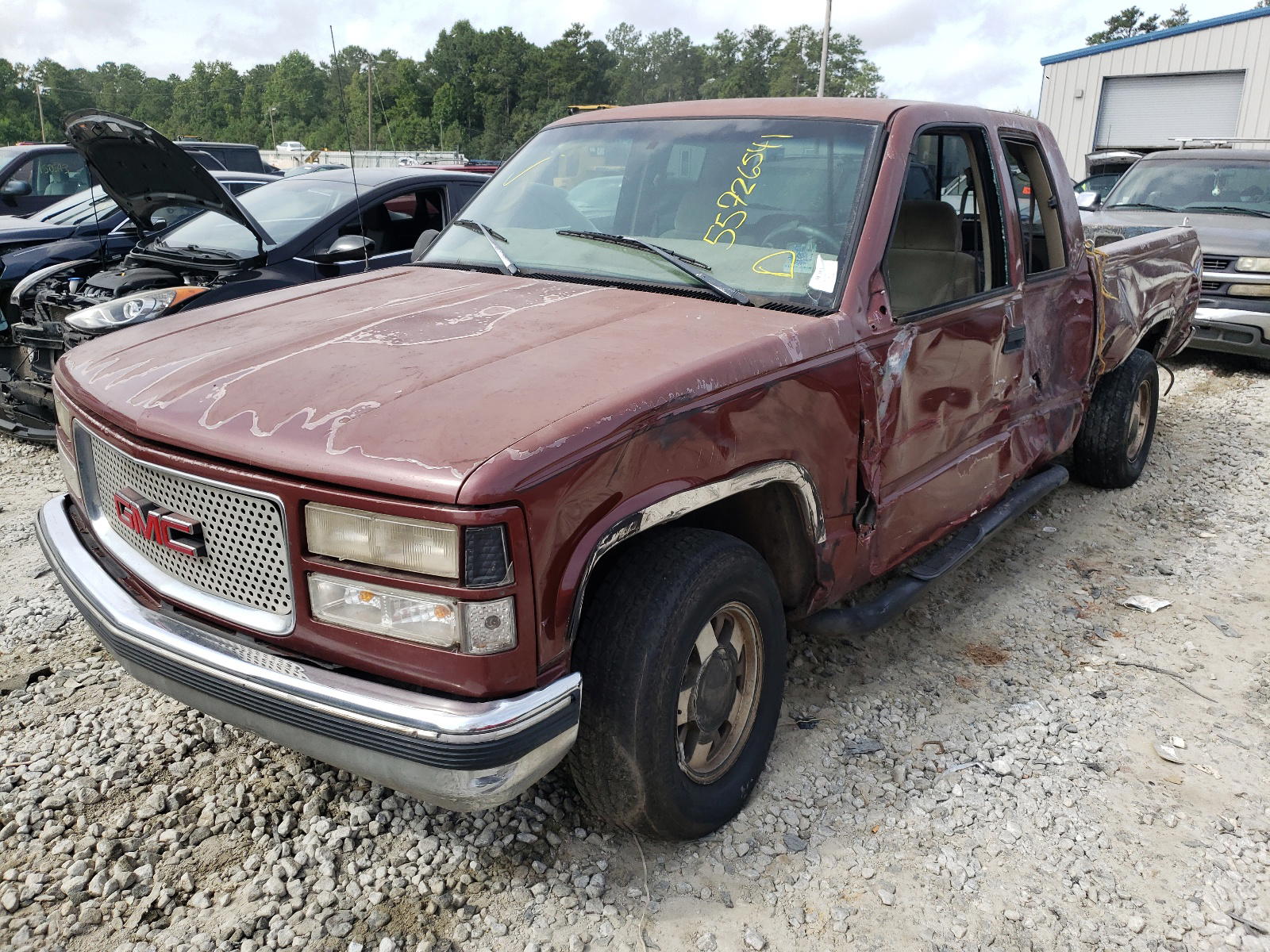 Photo 2 from auction – 1998 GMC SIERRA C15 with VIN 1GTEC19M4WE515426
