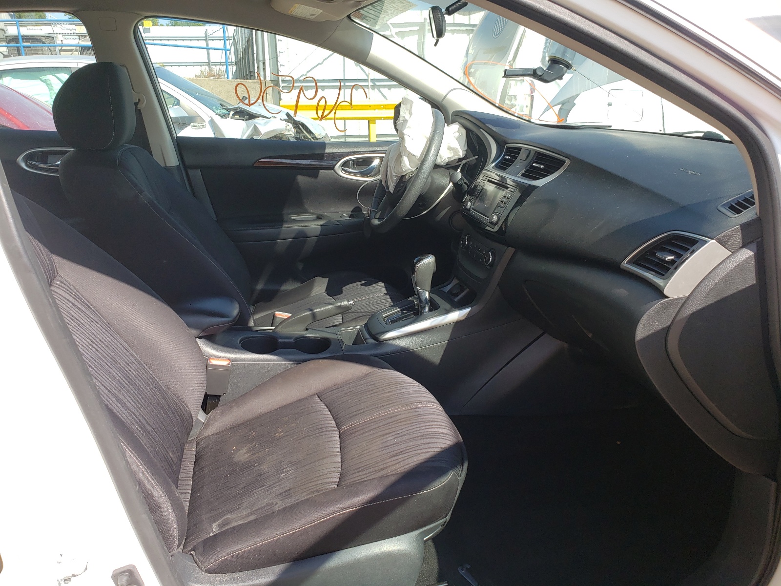 Photo 5 from auction – 2017 NISSAN SENTRA S with VIN 3N1AB7AP0HY248322