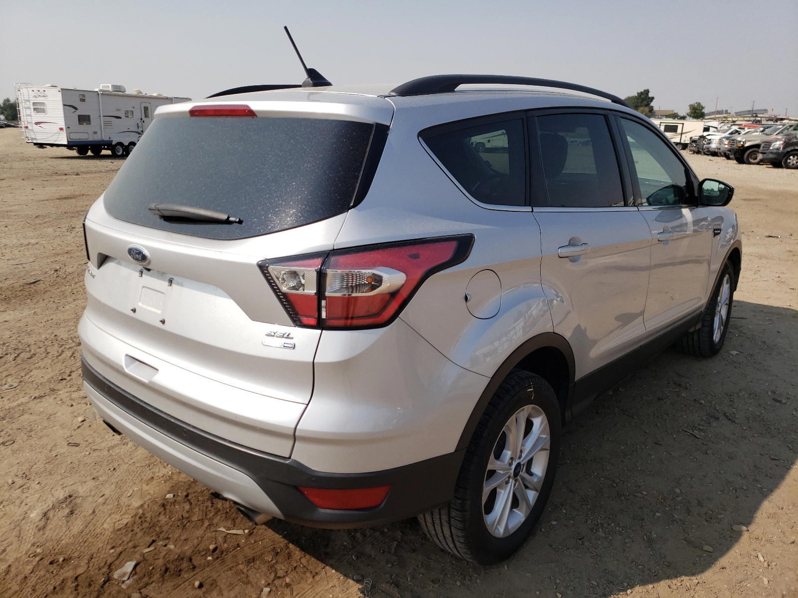 Photo 4 from auction – 2018 FORD ESCAPE SEL with VIN 1FMCU9HDXJUA23532