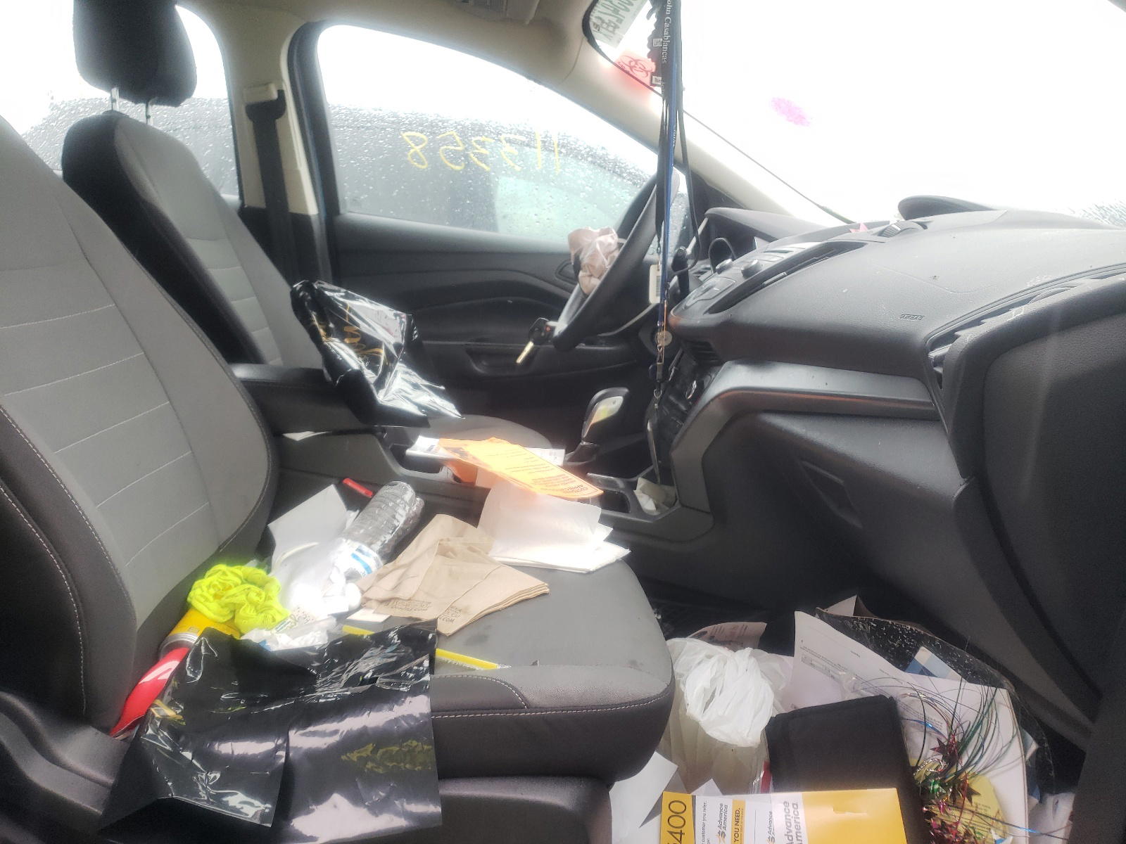 Photo 5 from auction – 2017 FORD ESCAPE S with VIN 1FMCU0F72HUB49080