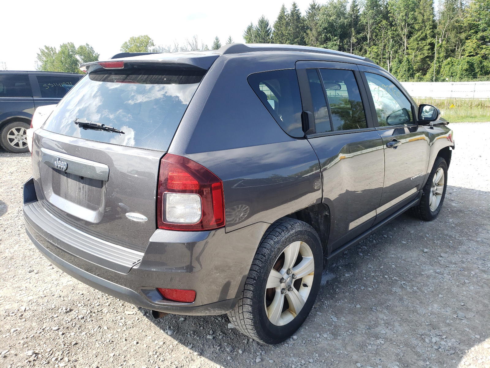 Photo 4 from auction – 2014 JEEP COMPASS LA with VIN 1C4NJCEB8ED888088