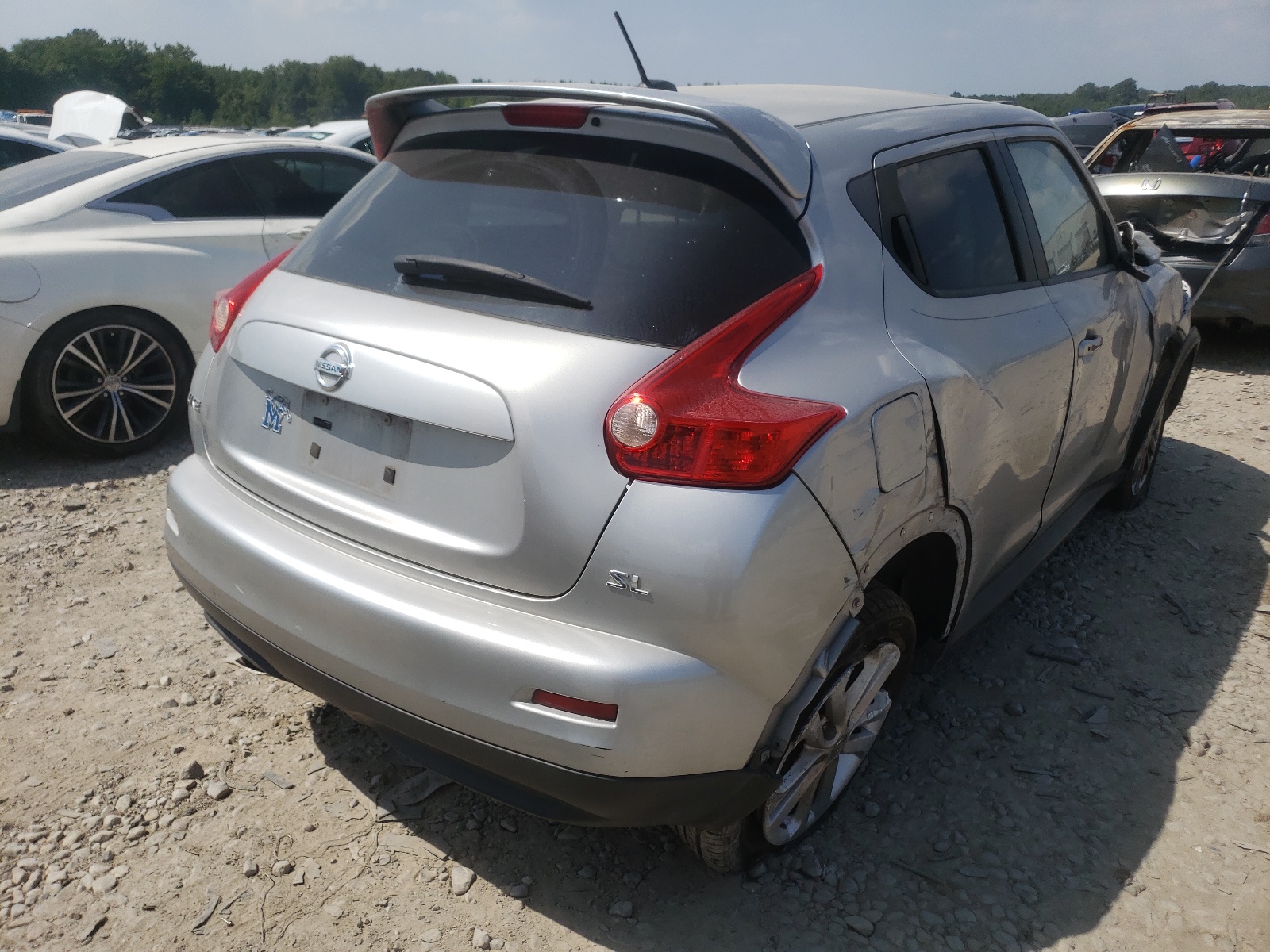 Photo 4 from auction – 2011 NISSAN JUKE S with VIN JN8AF5MR7BT019918