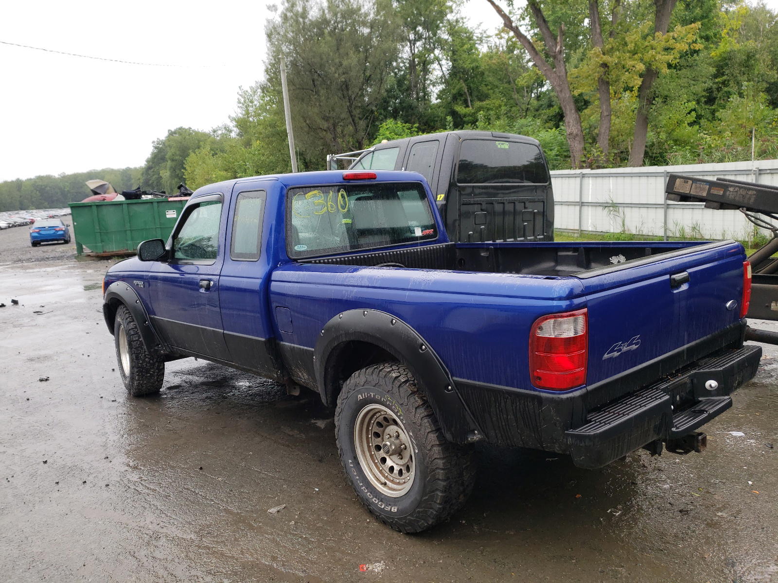 Photo 3 from auction – 2004 FORD RANGER SUP with VIN 1FTYR15E44PB07200