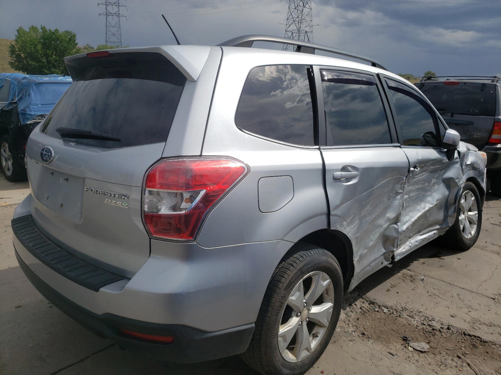 Photo 4 from auction – 2014 SUBARU FORESTER 2 with VIN JF2SJAJC1EH525566