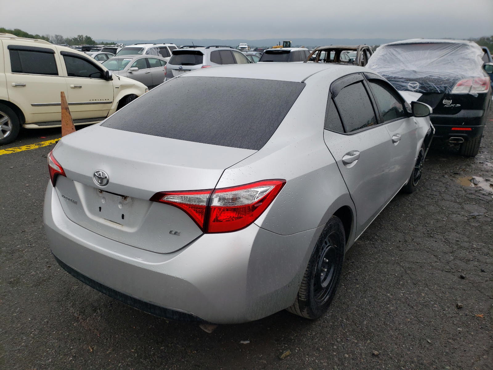 Photo 4 from auction – 2014 TOYOTA COROLLA L with VIN 5YFBURHEXEP082687