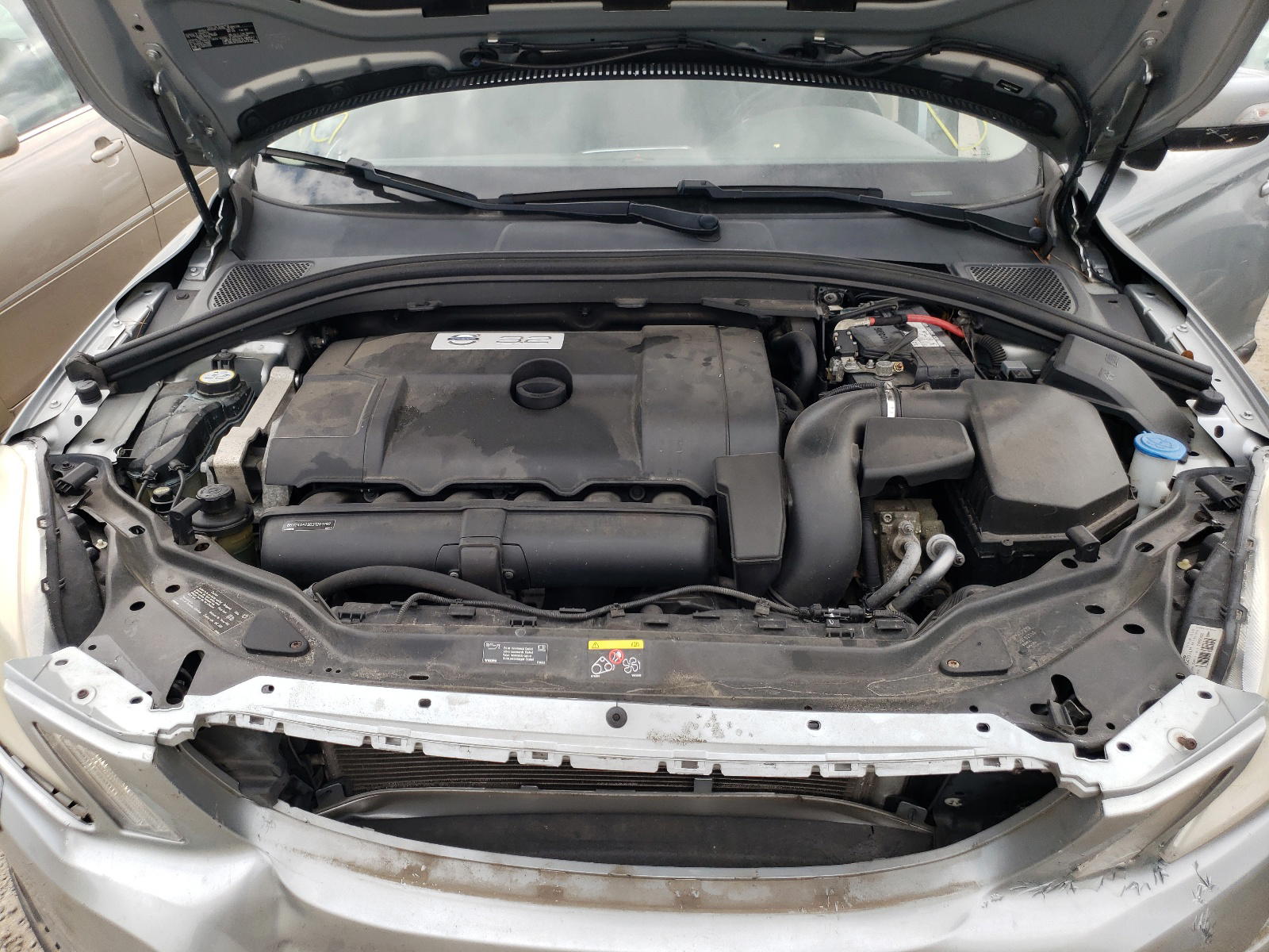 Photo 7 from auction – 2012 VOLVO XC60 3.2 with VIN YV4940DZ7C2338666