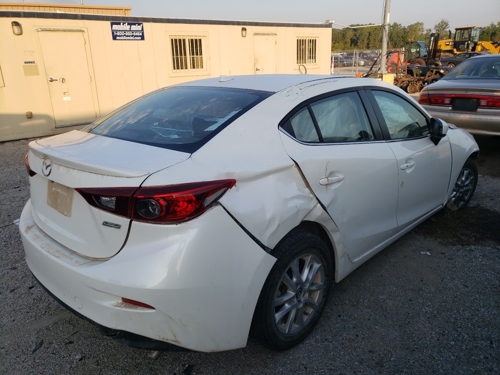 Zdjęcie 4 z aukcji – 2014 MAZDA 3 TOURING z VIN JM1BM1V79E1108126