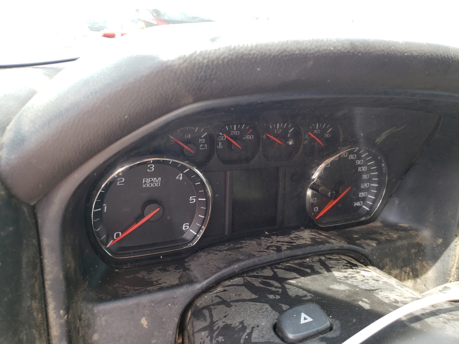 Photo 8 from auction – 2016 CHEVROLET SILVERADO with VIN 1GC3CYCG0GZ318962