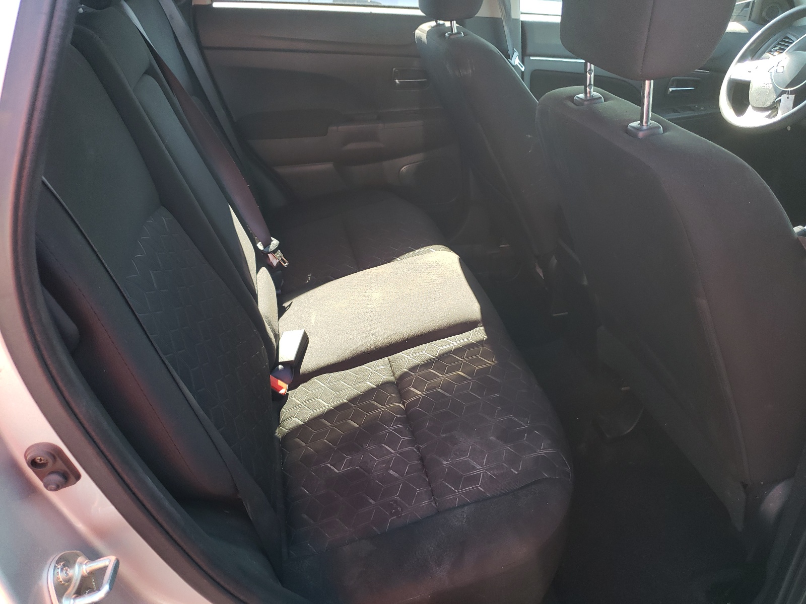 Zdjęcie 6 z aukcji – 2020 MITSUBISHI OUTLANDER z VIN JA4AR3AU5LU027733