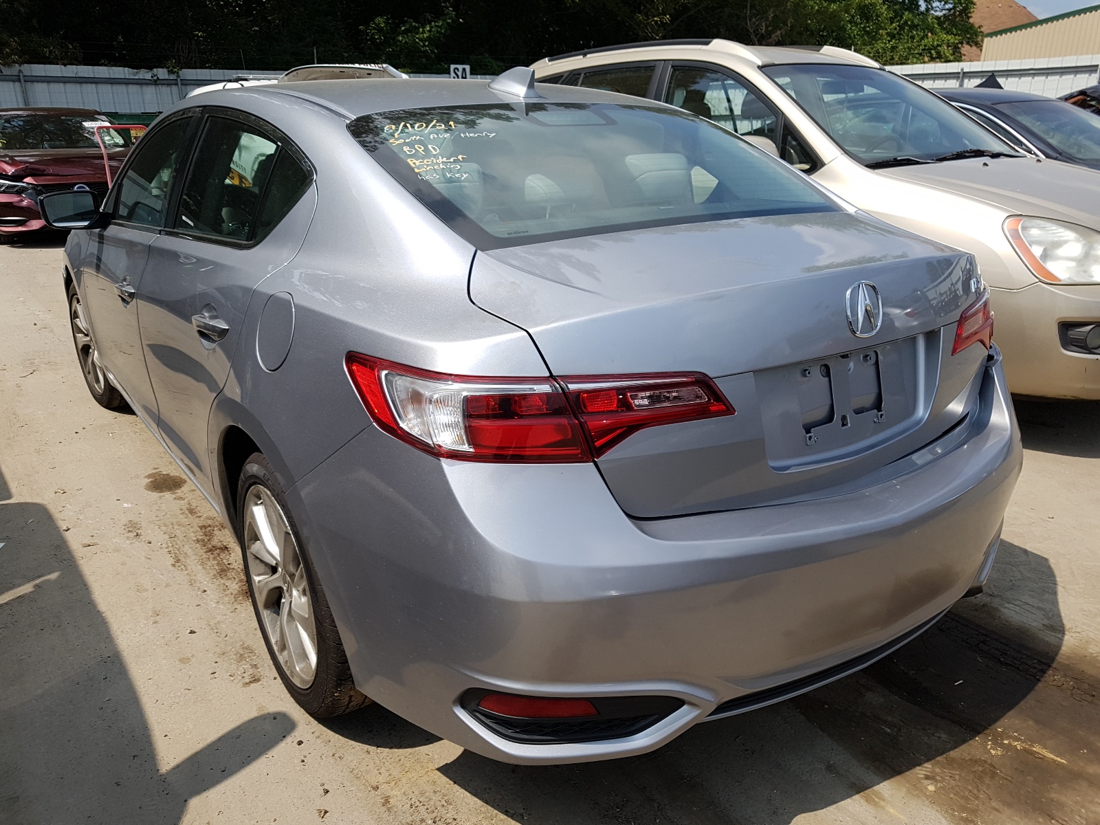 Photo 3 from auction – 2017 ACURA ILX PREMIU with VIN 19UDE2F78HA007840