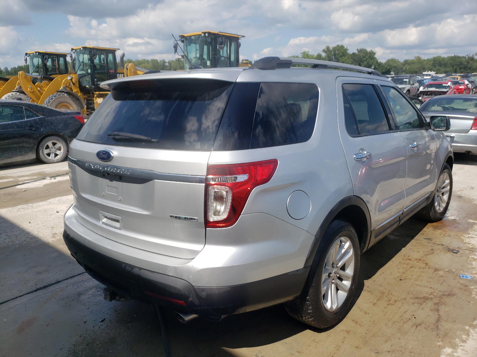 Photo 4 from auction – 2014 FORD EXPLORER X with VIN 1FM5K7D82EGB08980