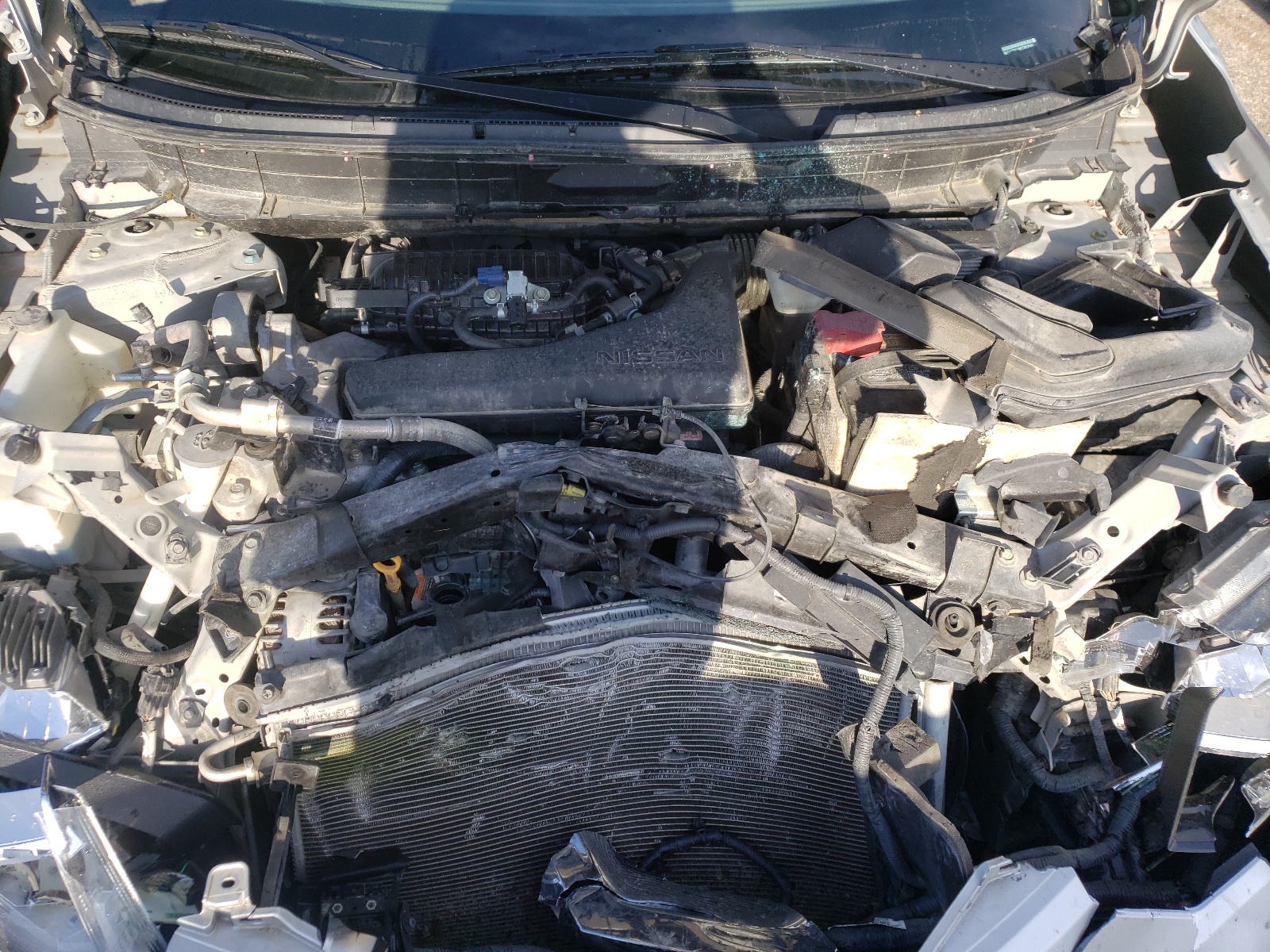 Photo 7 from auction – 2014 NISSAN ROGUE S with VIN 5N1AT2MV9EC867640