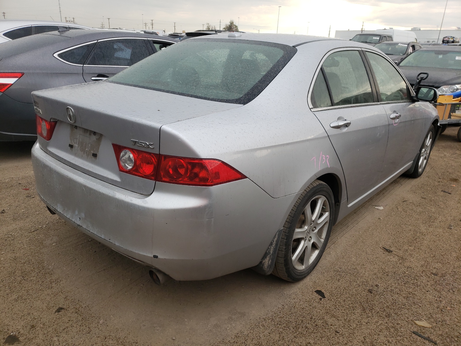 Photo 4 from auction – 2005 ACURA TSX with VIN JH4CL96825C021264