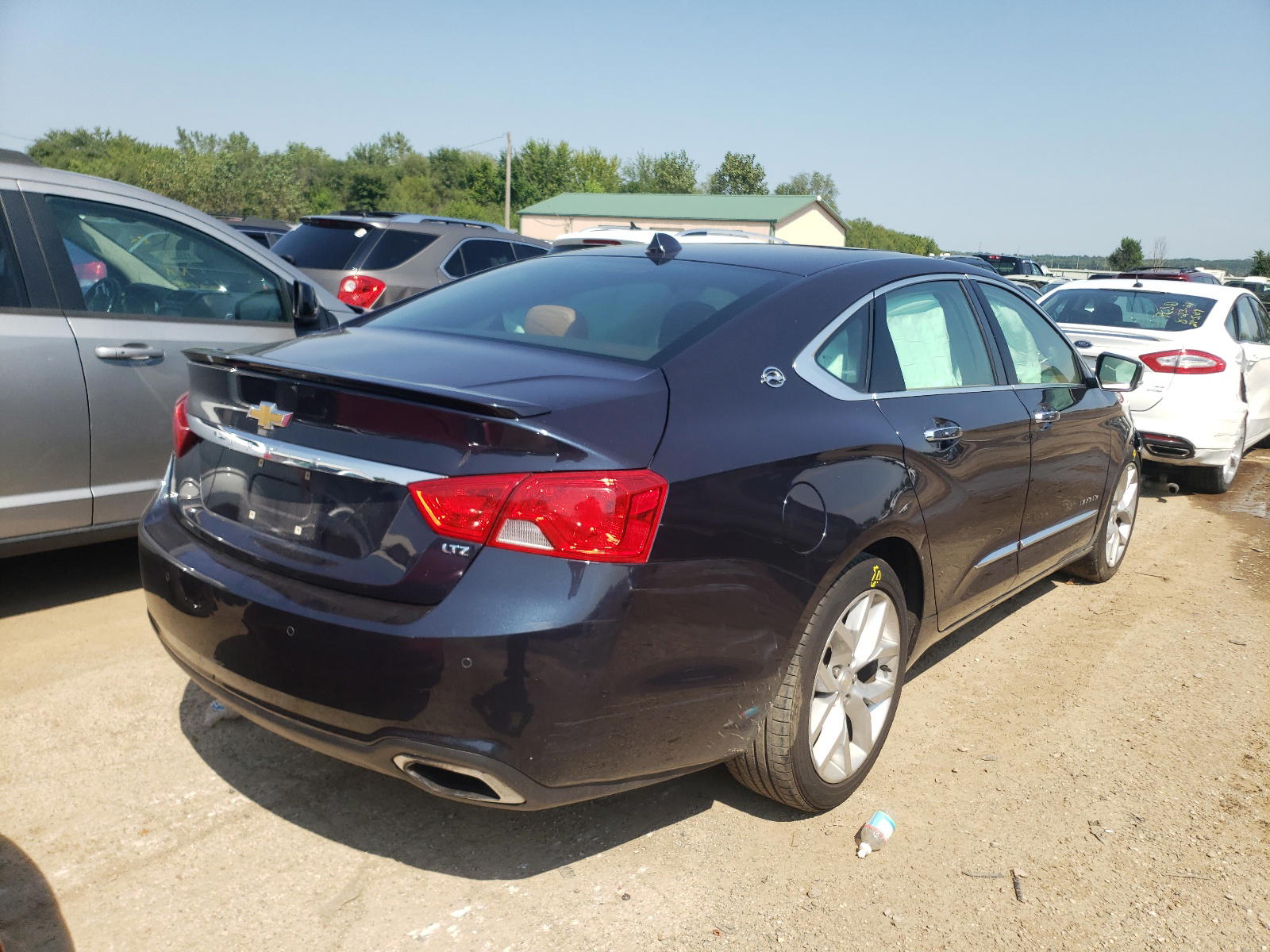 Photo 4 from auction – 2014 CHEVROLET IMPALA LS with VIN 2G1155S37E9182909