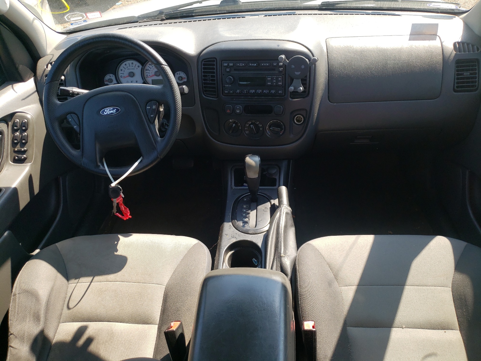 Photo 9 from auction – 2007 FORD ESCAPE XLS with VIN 1FMYU02Z87KB88456