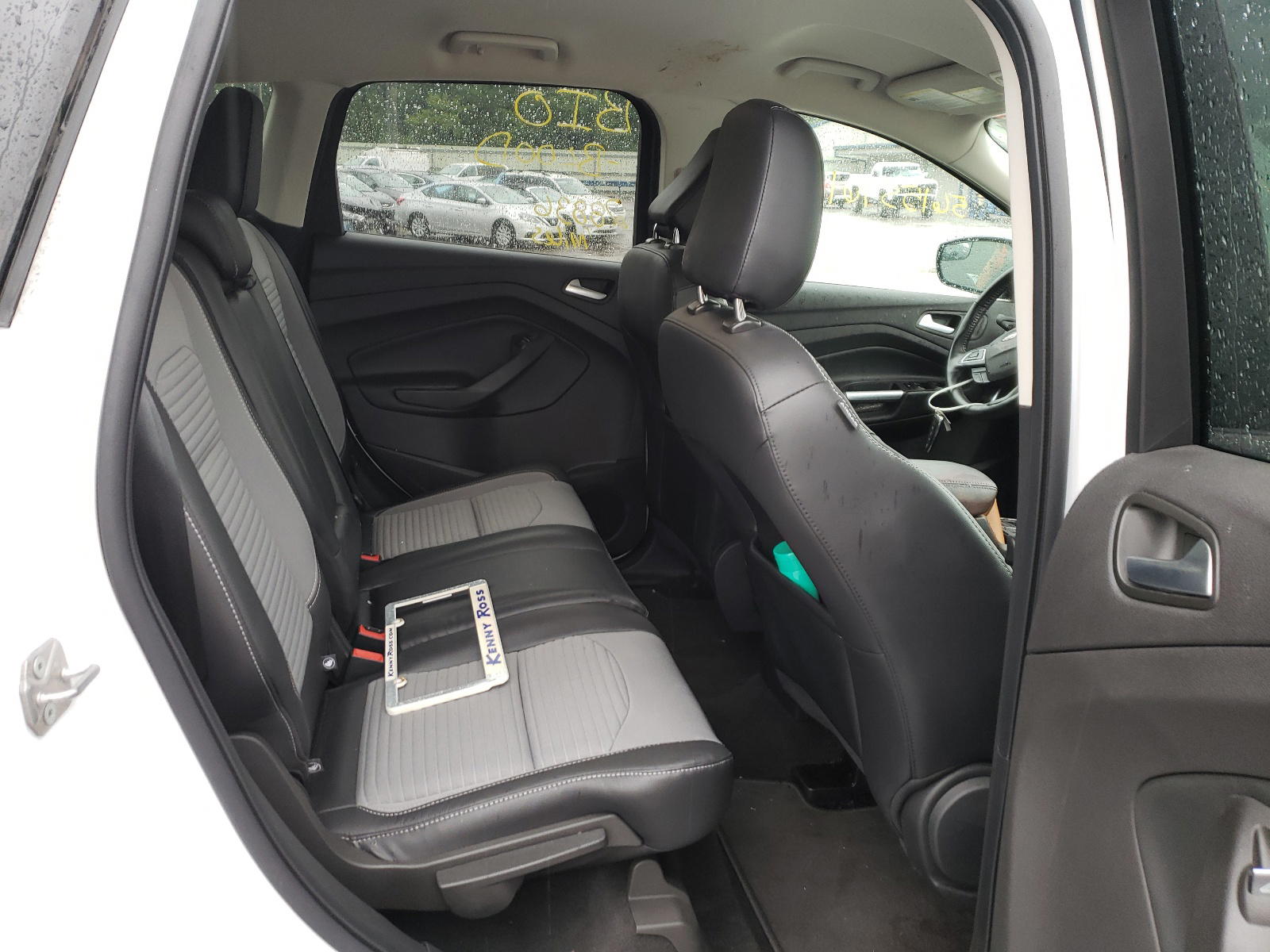 Photo 6 from auction – 2019 FORD ESCAPE SE with VIN 1FMCU9GD2KUB76103