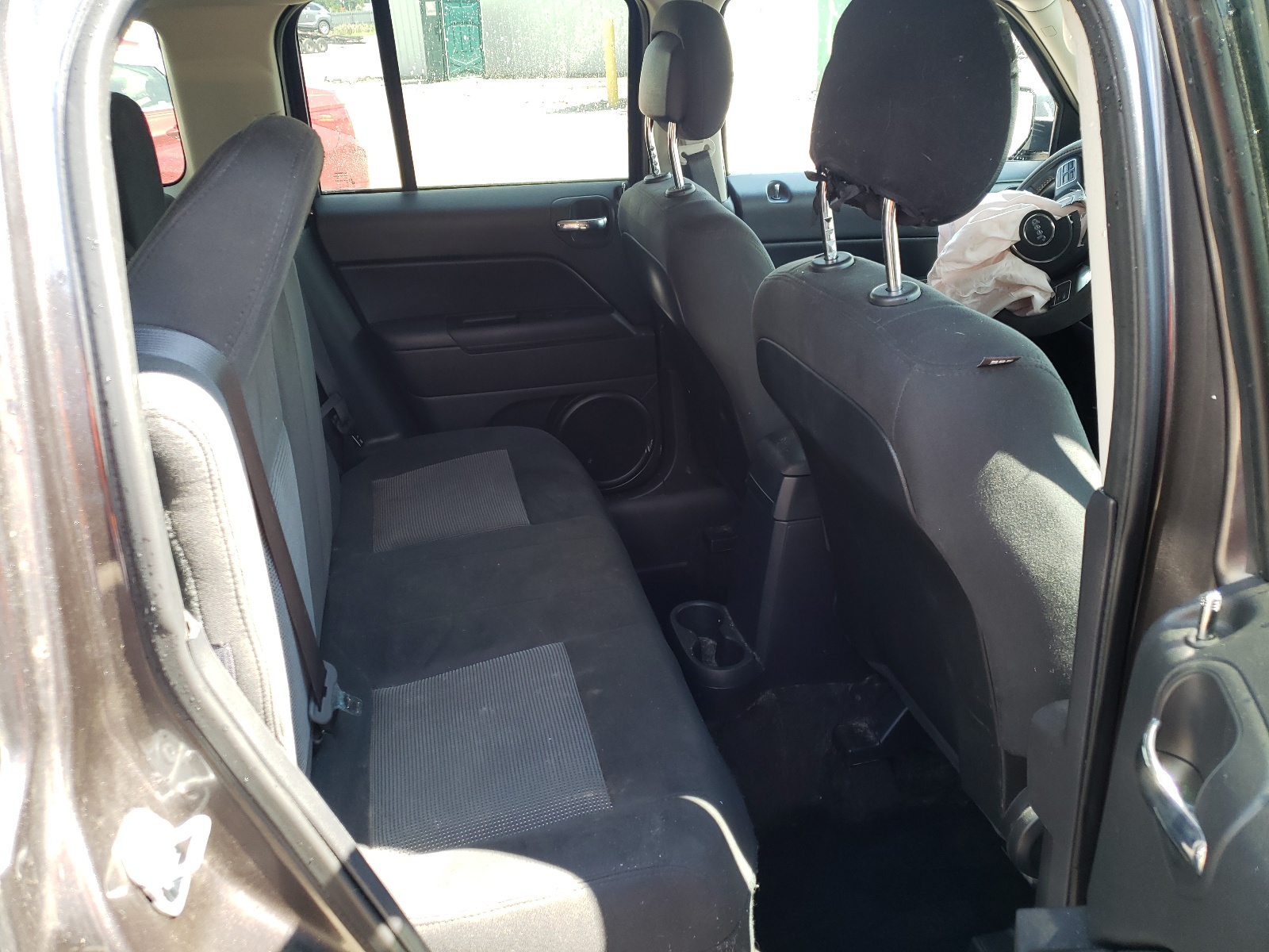 Photo 6 from auction – 2016 JEEP PATRIOT LA with VIN 1C4NJPFB2GD570122