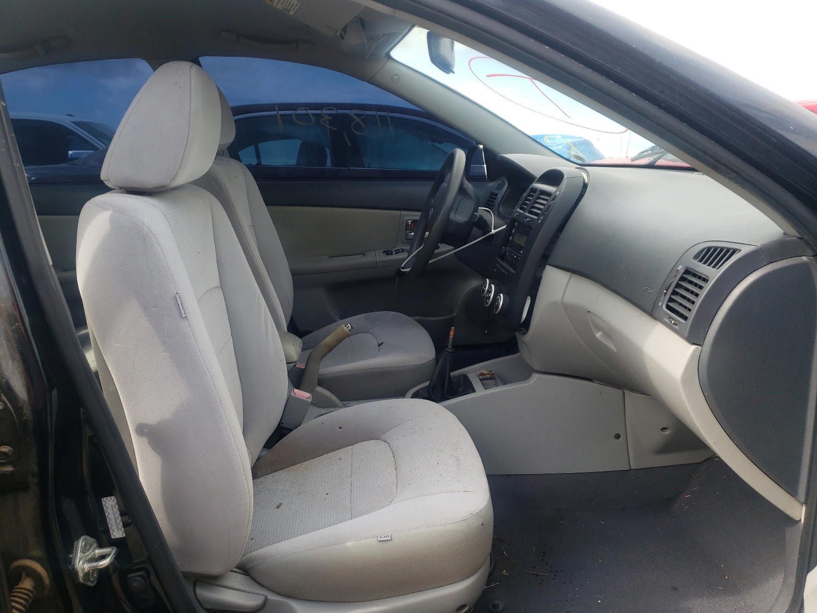Photo 5 from auction – 2009 KIA SPECTRA EX with VIN KNAFE221595653224