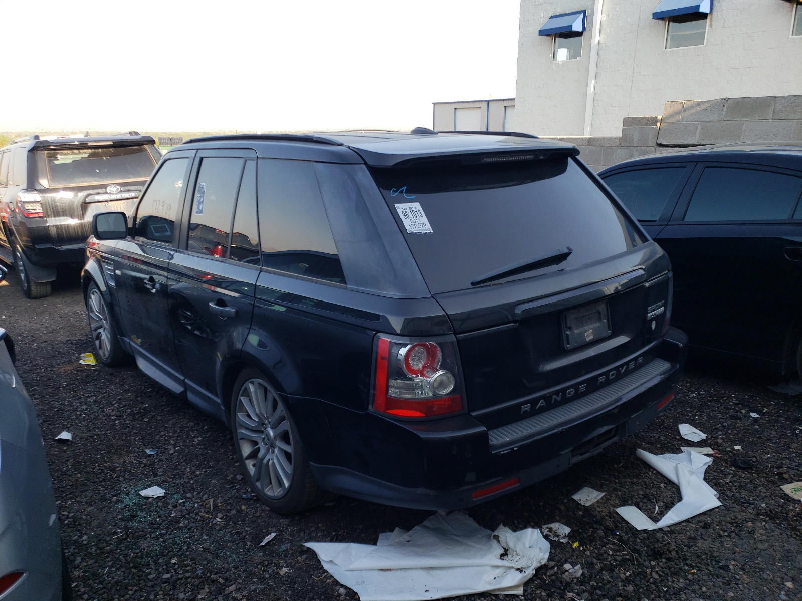 Photo 3 from auction – 2011 LAND ROVER RANGE ROVE with VIN SALSK2D4XBA294394