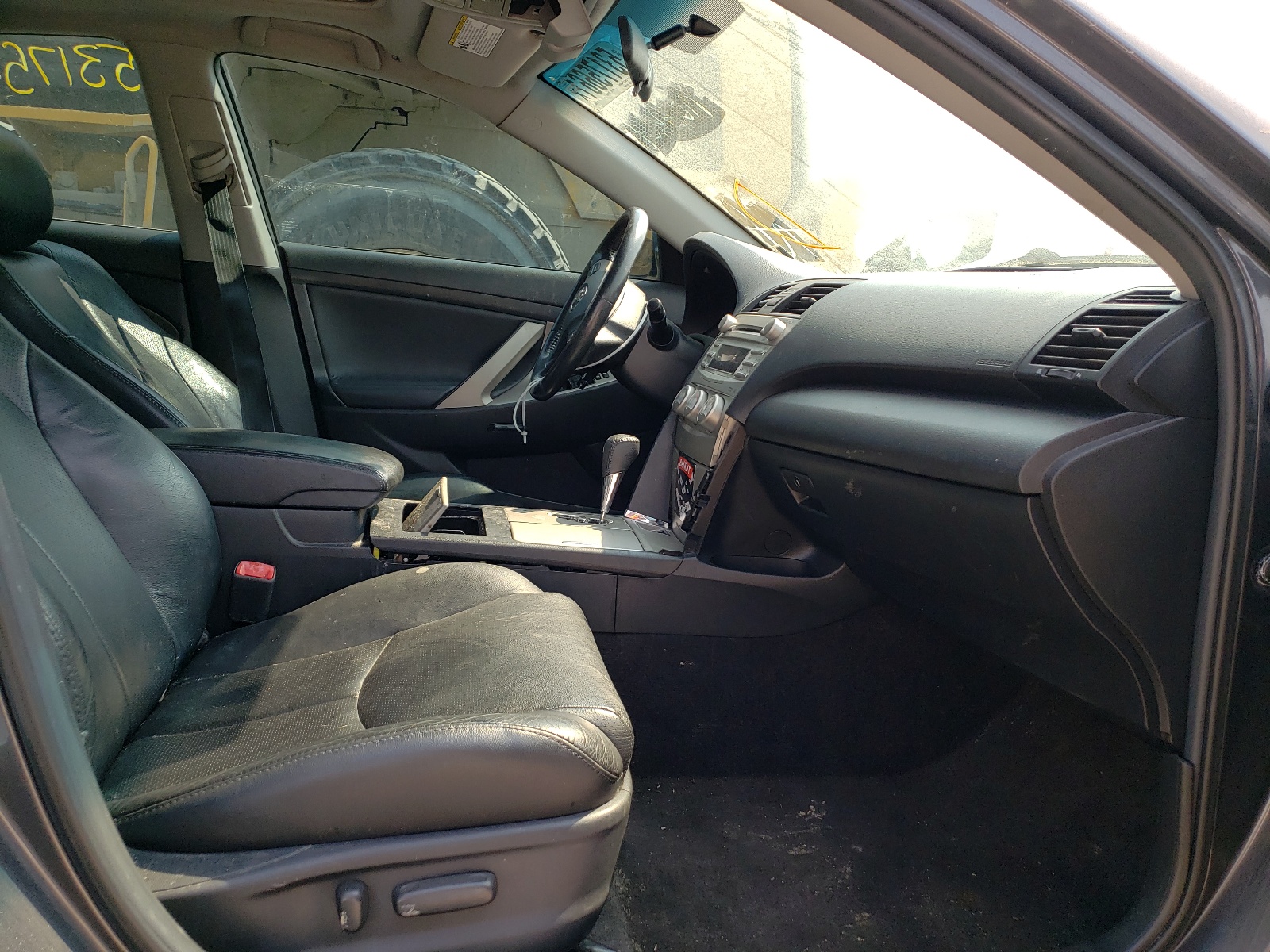 Photo 5 from auction – 2011 TOYOTA CAMRY SE with VIN 4T1BK3EK5BU126862