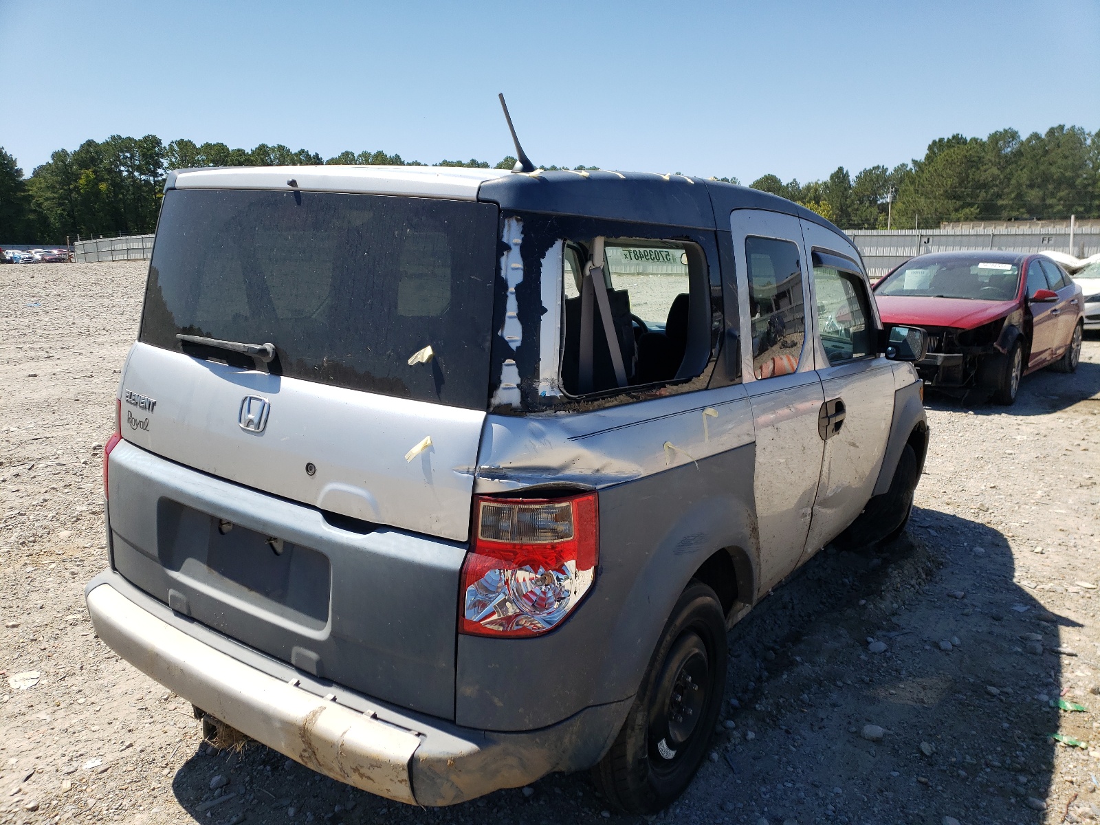 Photo 4 from auction – 2006 HONDA ELEMENT LX with VIN 5J6YH18396L011130