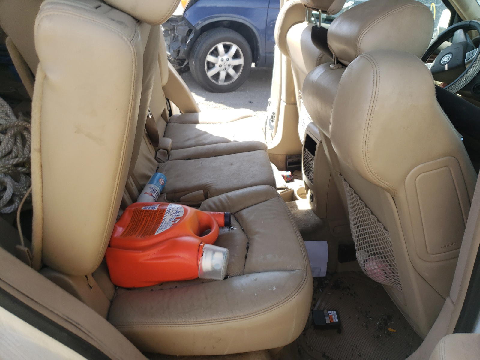 Photo 6 from auction – 2008 CADILLAC SRX with VIN 1GYEE437980184089