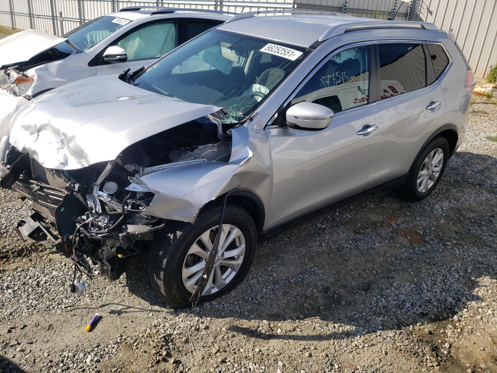 Photo 2 from auction – 2015 NISSAN ROGUE S with VIN KNMAT2MT8FP535590