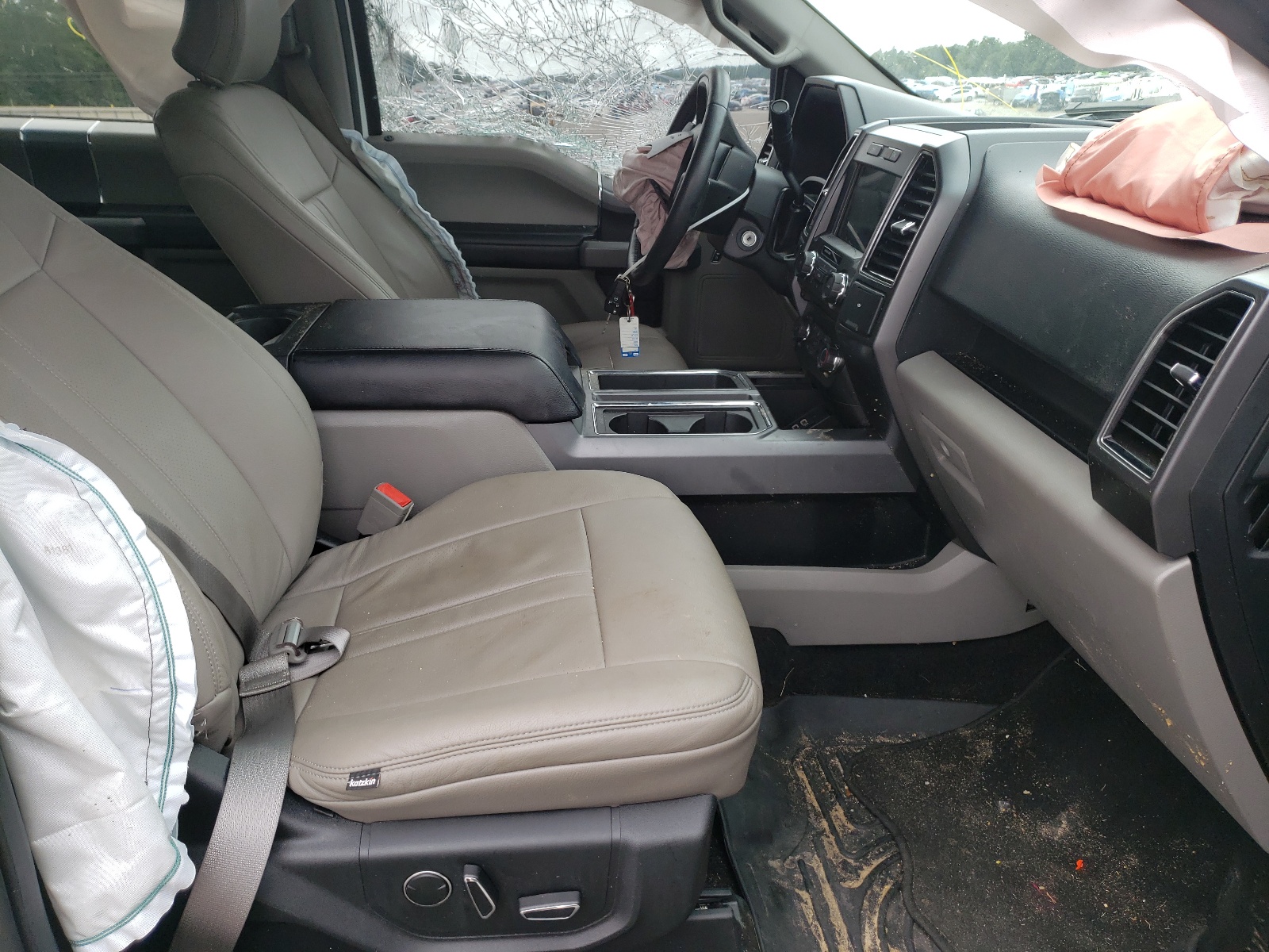 Photo 5 from auction – 2018 FORD F150 SUPER with VIN 1FTEW1C54JFD49324