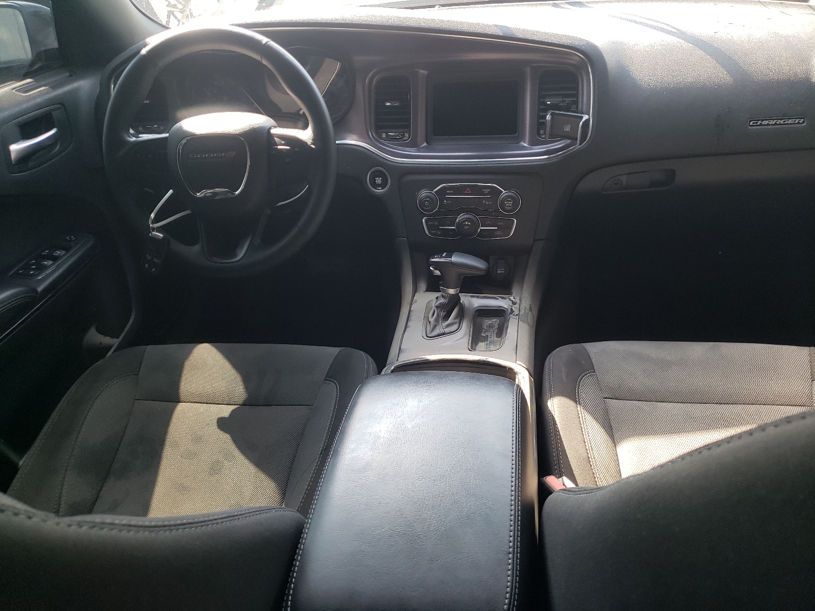 Photo 9 from auction – 2018 DODGE CHARGER SX with VIN 2C3CDXBG7JH272762
