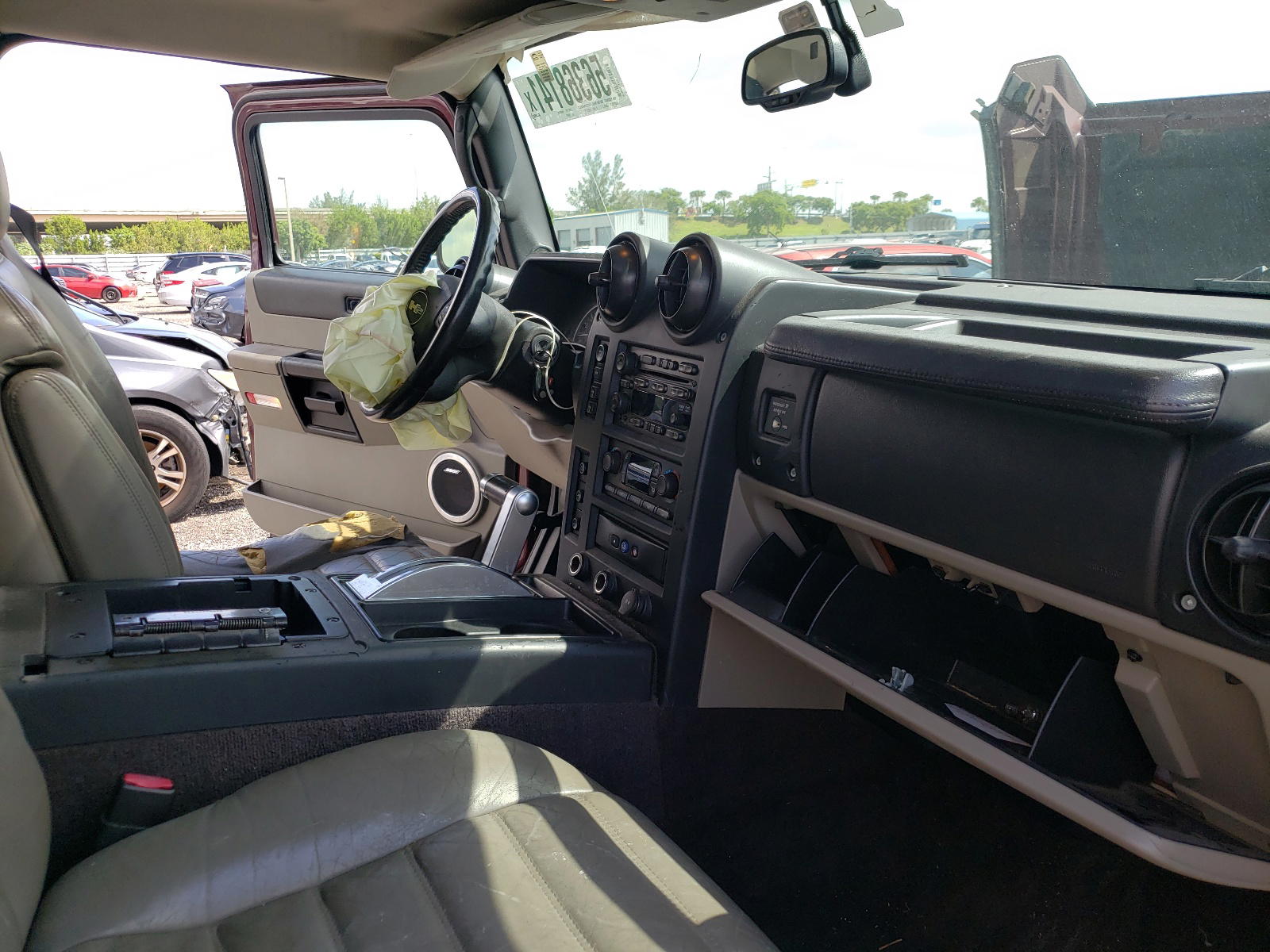 Photo 5 from auction – 2006 HUMMER H2 with VIN 5GRGN23U26H108400