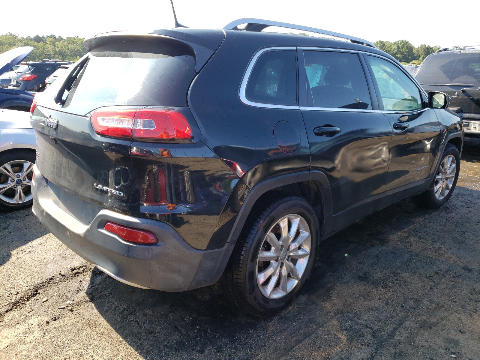 Photo 4 from auction – 2017 JEEP CHEROKEE L with VIN 1C4PJMDB2HW519333