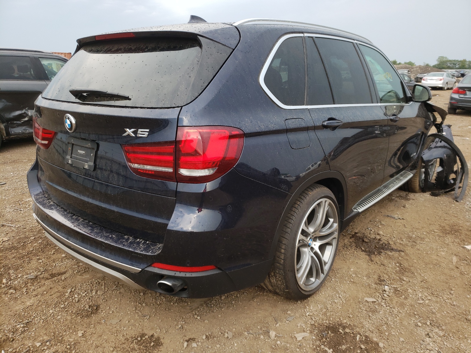 Photo 4 from auction – 2017 BMW X5 XDRIVE3 with VIN 5UXKR0C3XH0V77102
