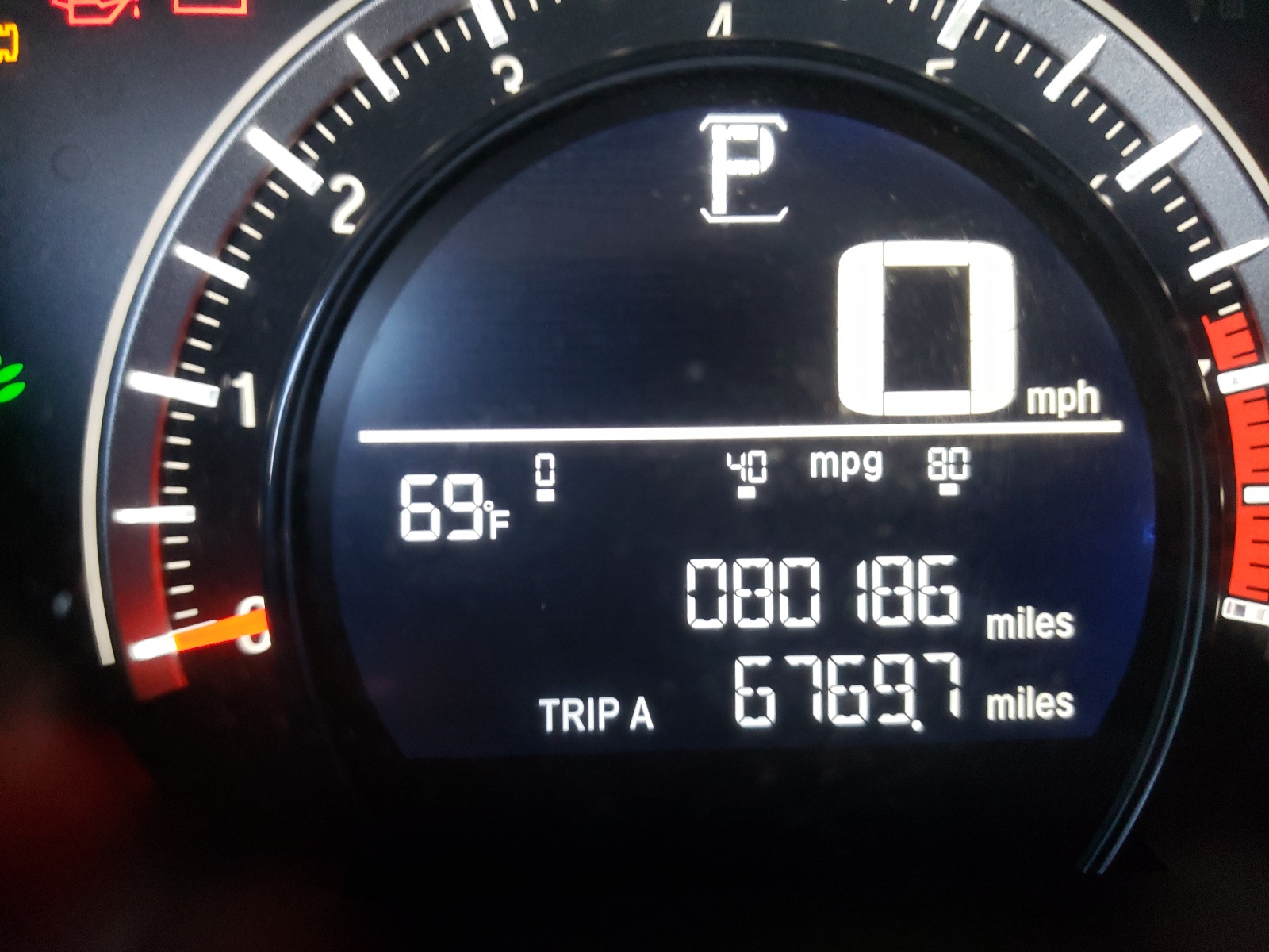 Photo 8 from auction – 2016 HONDA CIVIC LX with VIN 2HGFC2F58GH533088