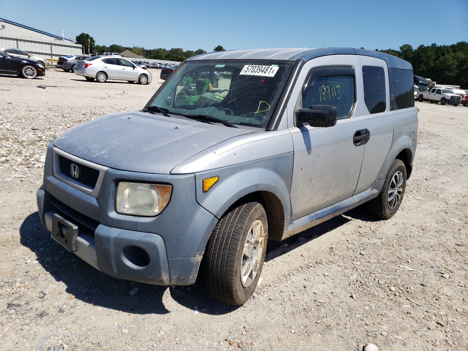 Photo 2 from auction – 2006 HONDA ELEMENT LX with VIN 5J6YH18396L011130