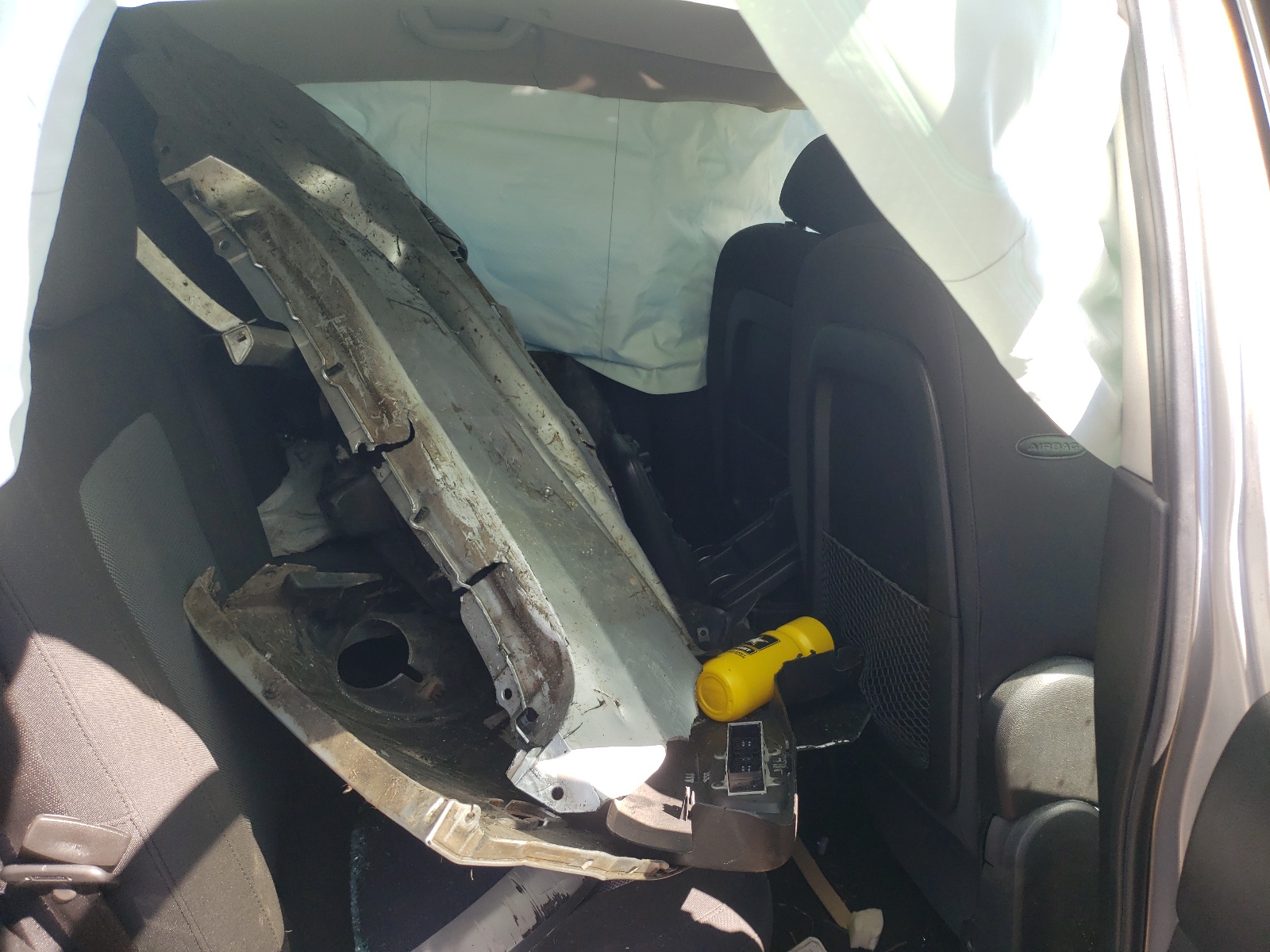 Photo 6 from auction – 2014 CHEVROLET CAPTIVA LT with VIN 3GNAL3EK3ES642596