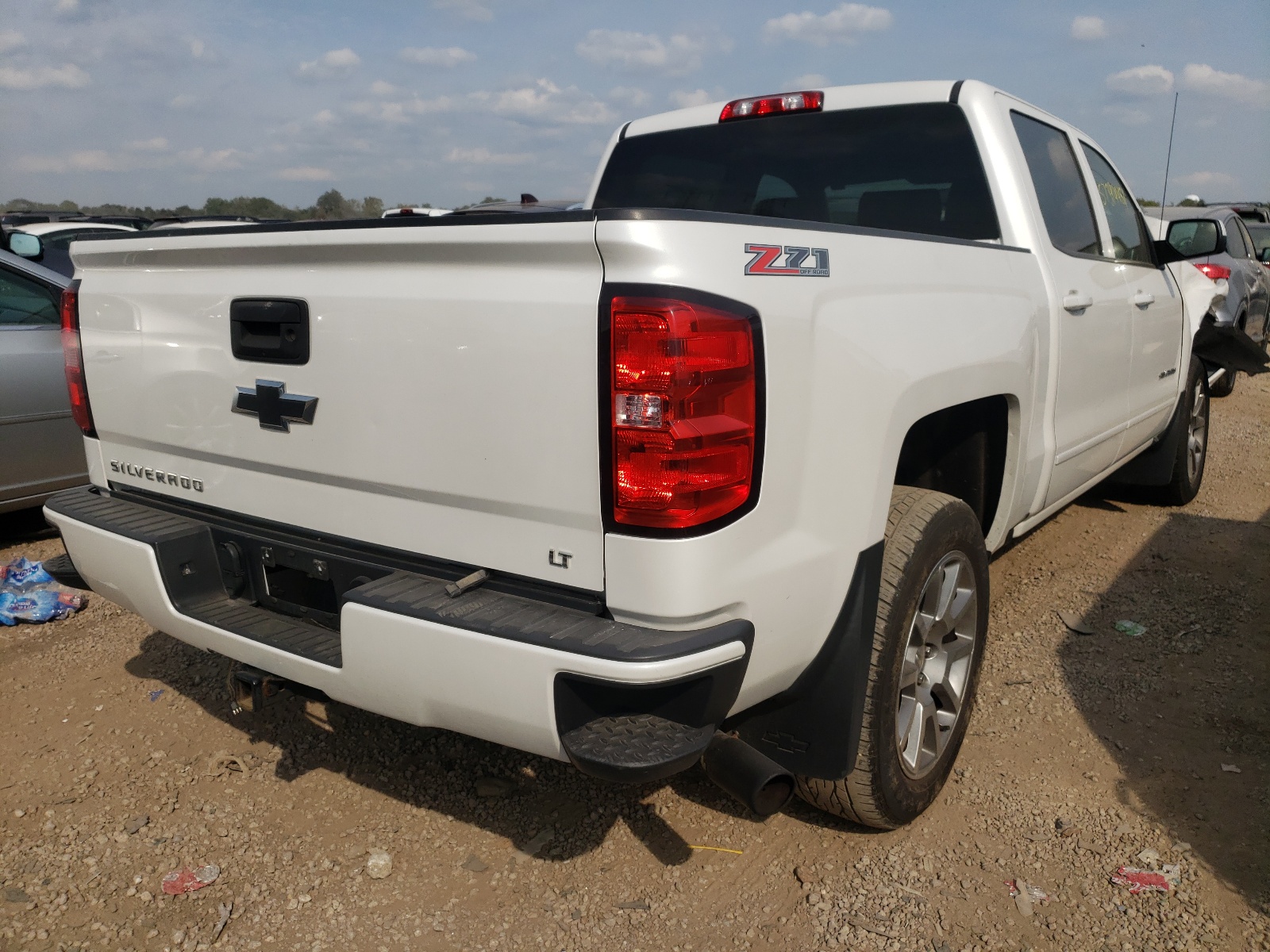 Photo 4 from auction – 2017 CHEVROLET SILVERADO with VIN 3GCUKREC3HG460151