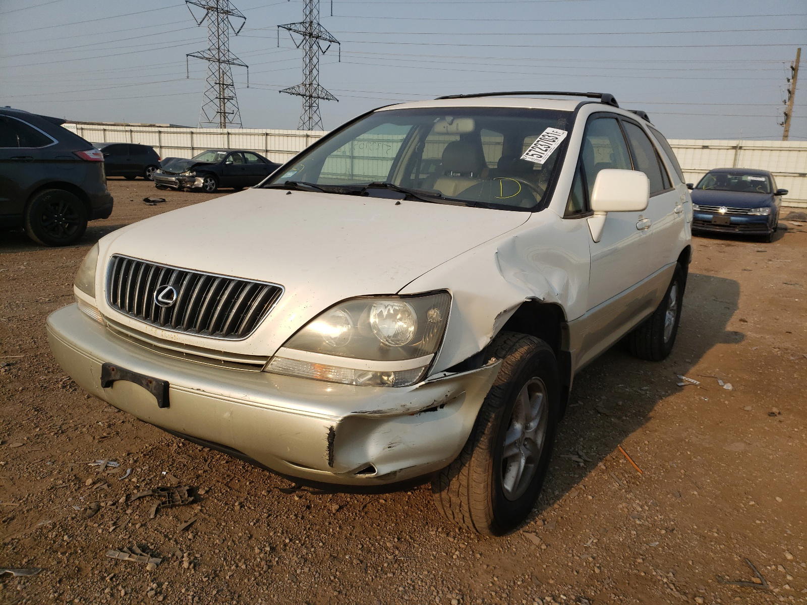 Photo 2 from auction – 2000 LEXUS RX 300 with VIN JT6HF10U4Y0138203