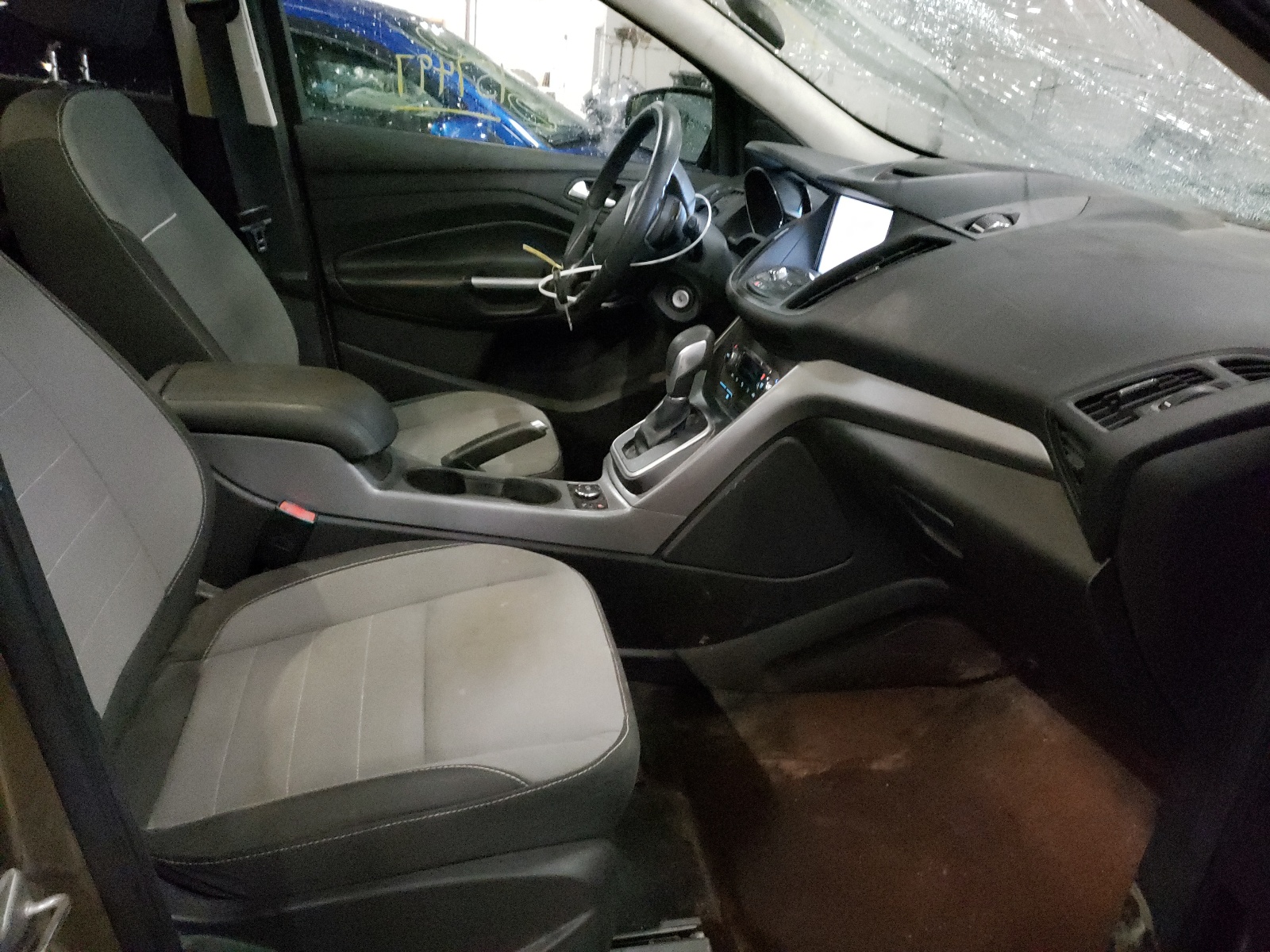Photo 5 from auction – 2014 FORD ESCAPE SE with VIN 1FMCU0G94EUB03066