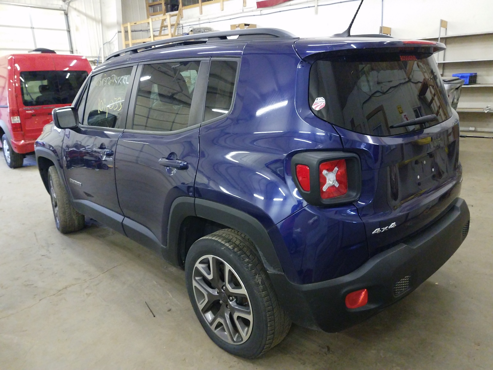 Photo 3 from auction – 2016 JEEP RENEGADE L with VIN ZACCJBBT1GPD22485