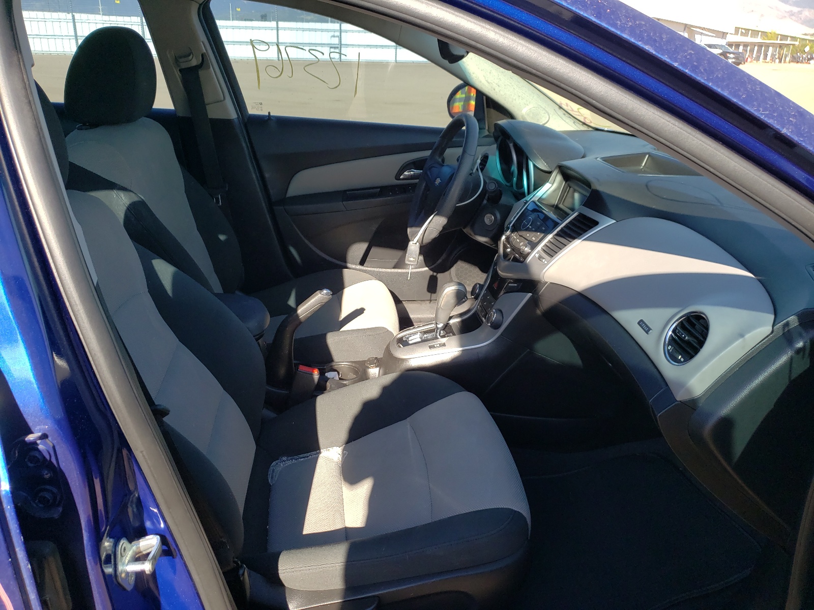 Photo 5 from auction – 2012 CHEVROLET CRUZE LS with VIN 1G1PC5SH4C7191092