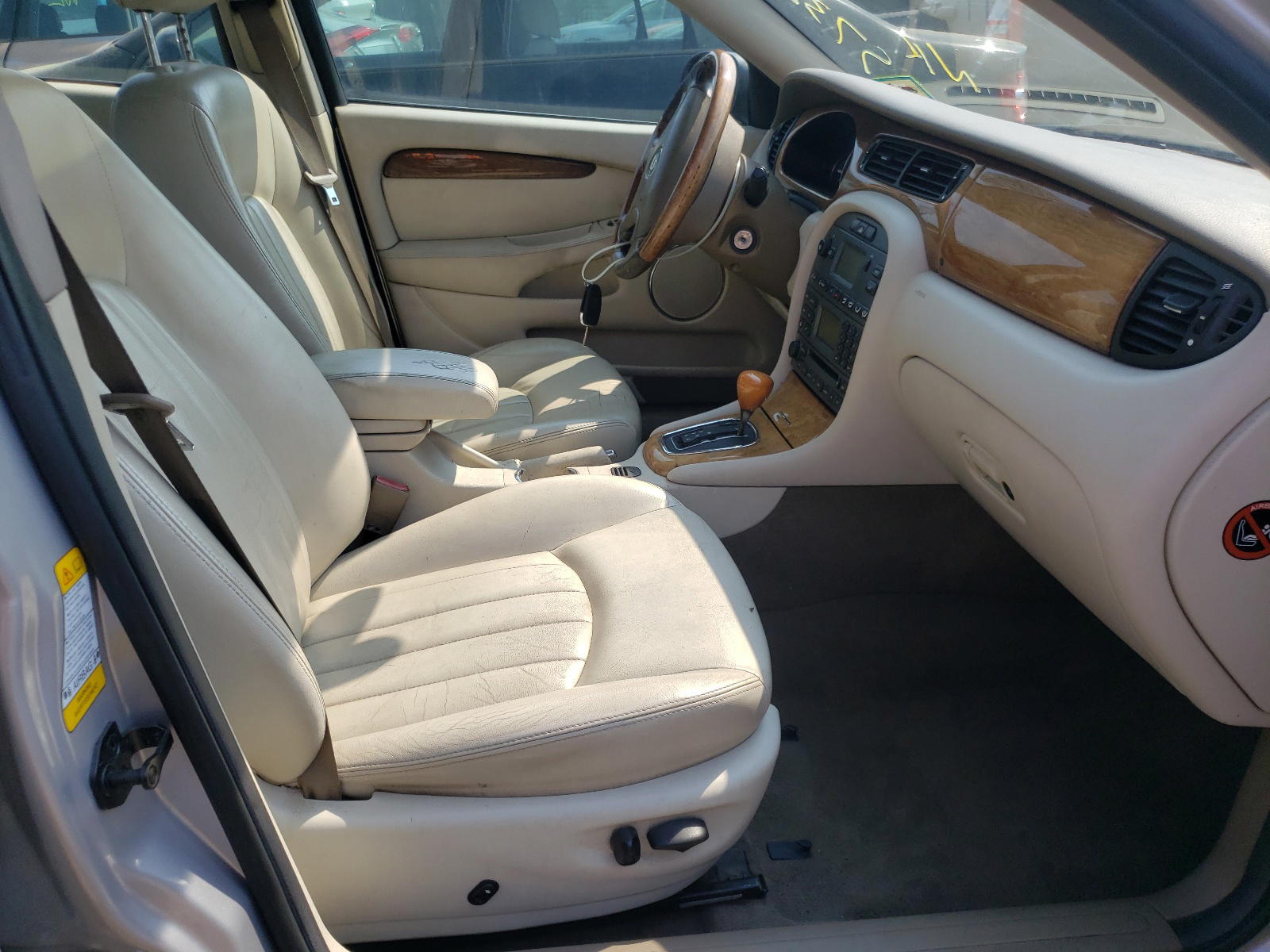 Photo 5 from auction – 2003 JAGUAR X-TYPE 2.5 with VIN SAJEA51D73XD36617