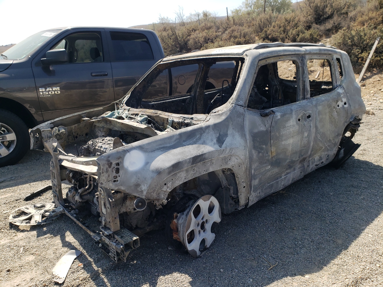 Photo 2 from auction – 2017 JEEP RENEGADE S with VIN ZACCJBAB6HPF67843