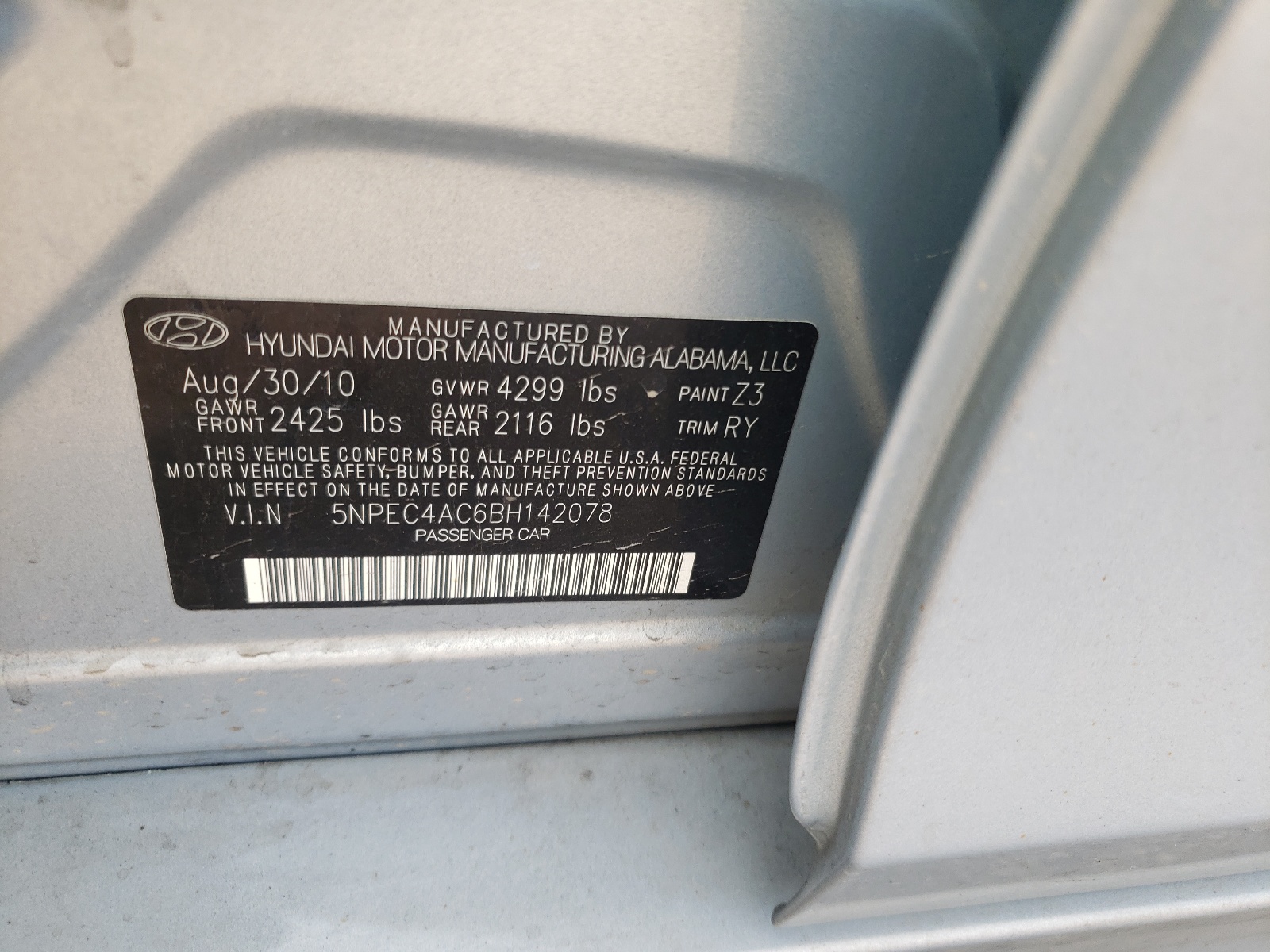 Photo 10 from auction – 2011 HYUNDAI SONATA SE with VIN 5NPEC4AC6BH142078