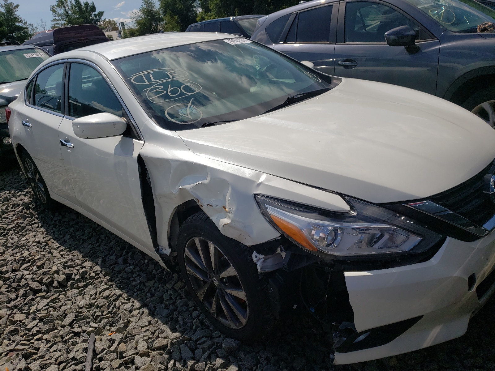 Photo 9 from auction – 2017 NISSAN ALTIMA 2.5 with VIN 1N4AL3AP3HC185718