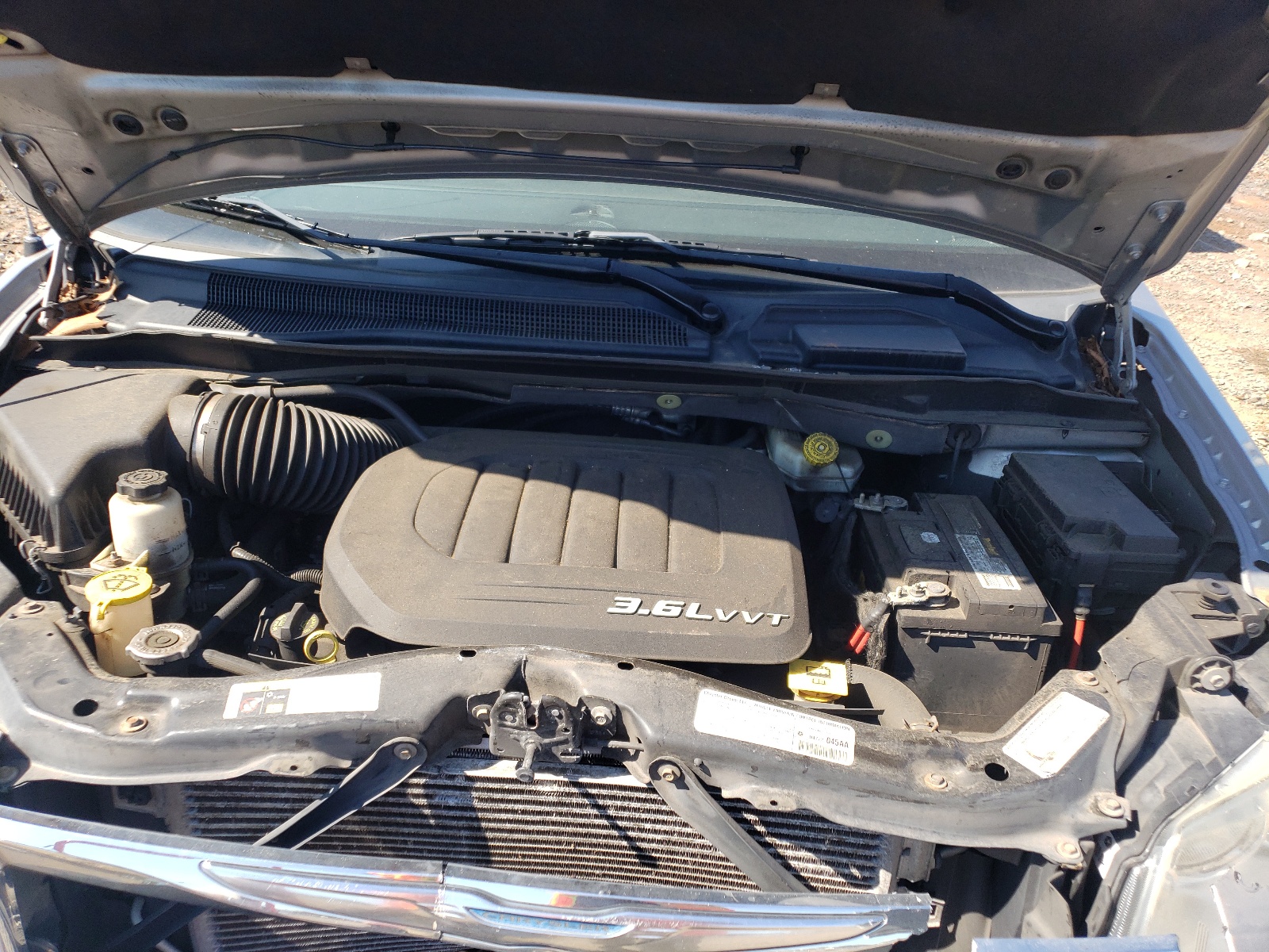 Photo 11 from auction – 2013 CHRYSLER TOWN & COU with VIN 2C4RC1BG2DR732088